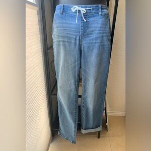 Torrid Women’s Weekend Boyfriend Mid-Rise Straight Super Soft Jean Denim Classic